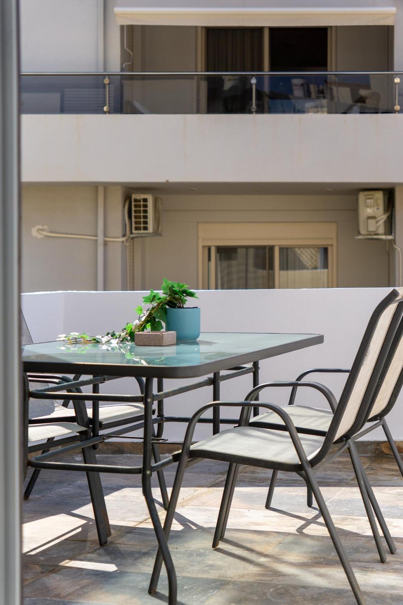 Sp City Apartment Iraklion Buitenkant foto